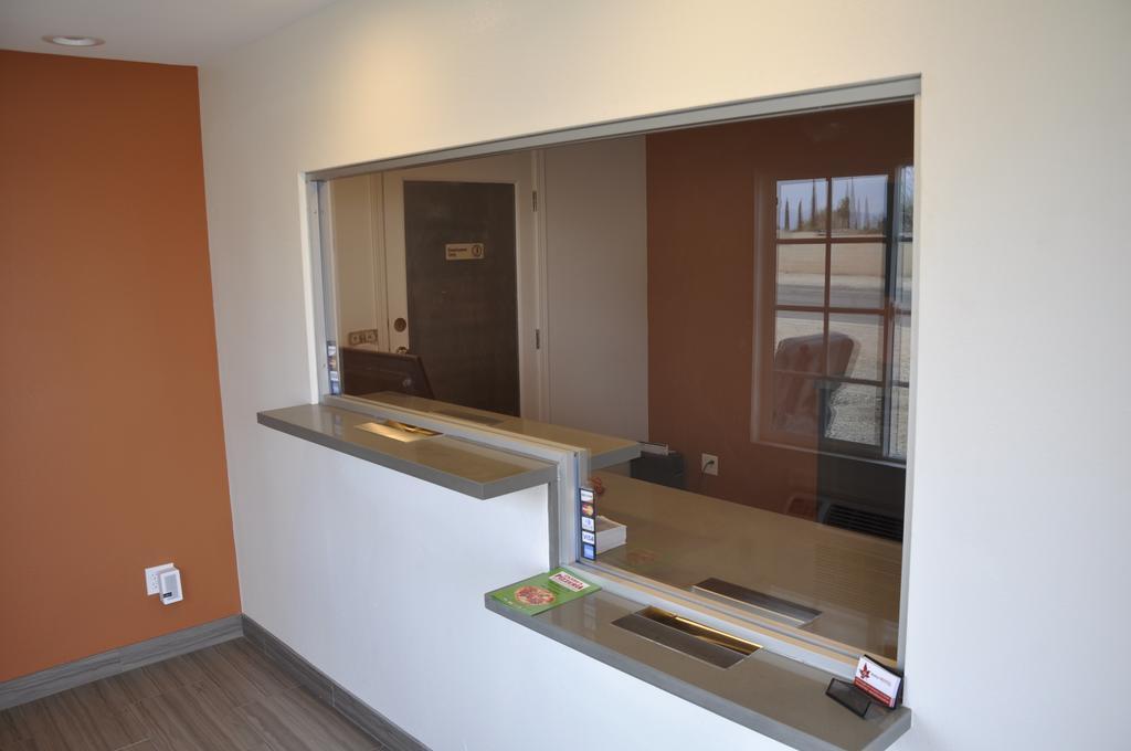 هيسبيريا Motel 6 Maple/Main المظهر الخارجي الصورة